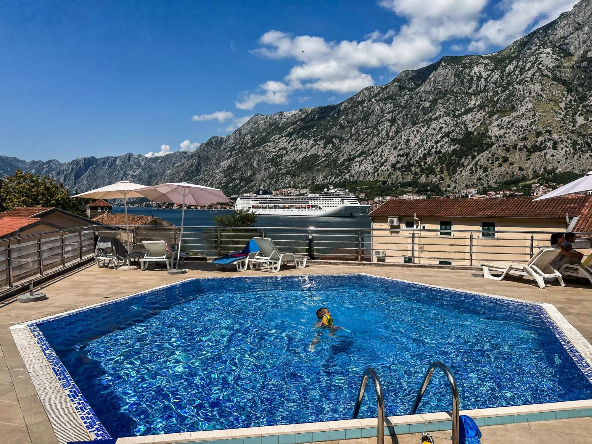 Chillout Apartment In Kotor Bay Exterior foto